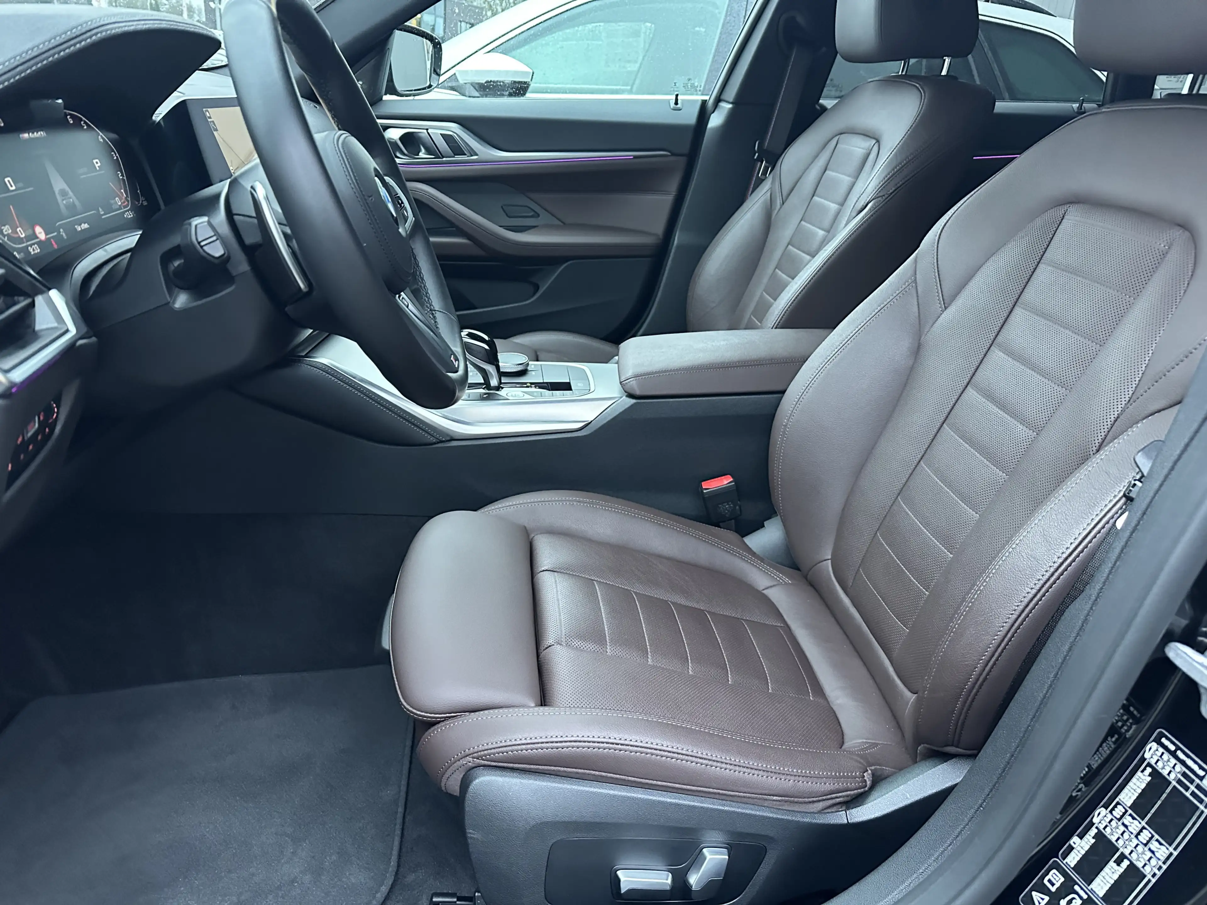 BMW 440 i Gran Coupé xDrive NAV+LED+HEAD-UP+AHK+19ZO+1HD — photo 10