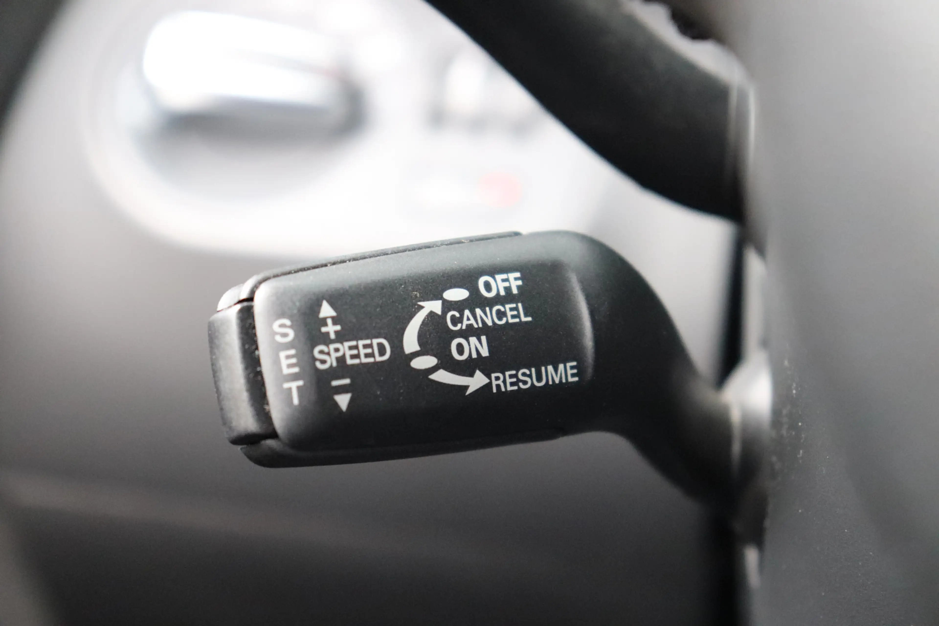 Audi R8 4.2 V8 FSI Carbon B&O Alcantara — photo 16