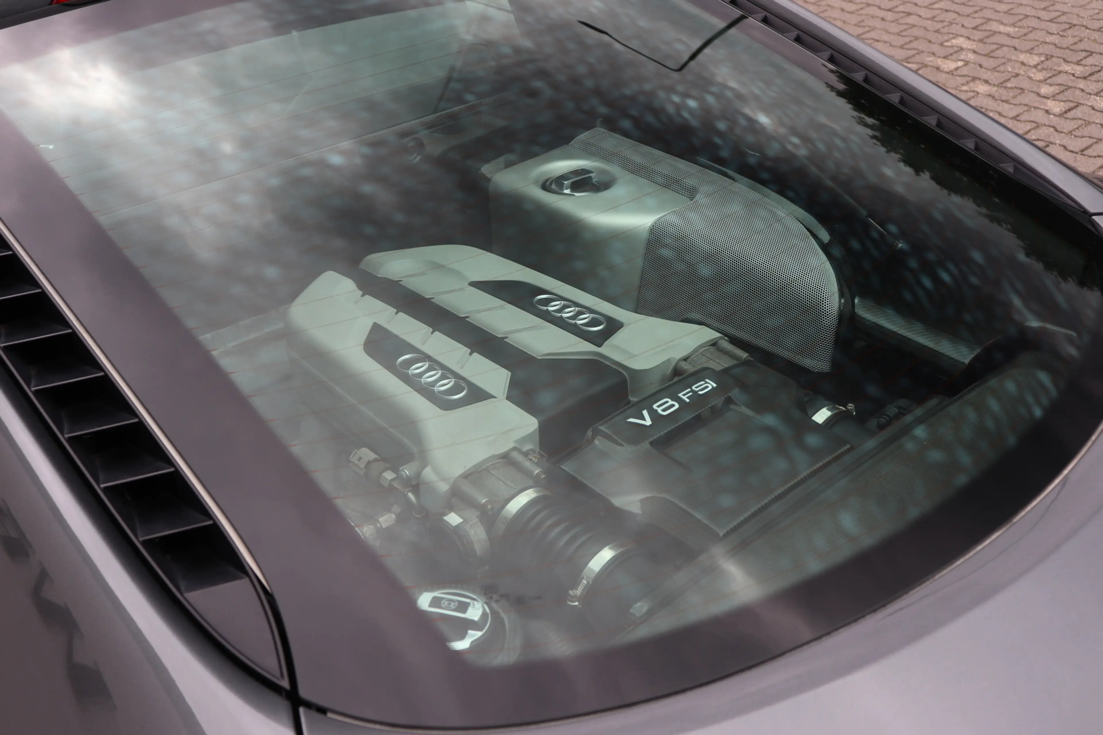 Audi R8 4.2 V8 FSI Carbon B&O Alcantara — photo 21