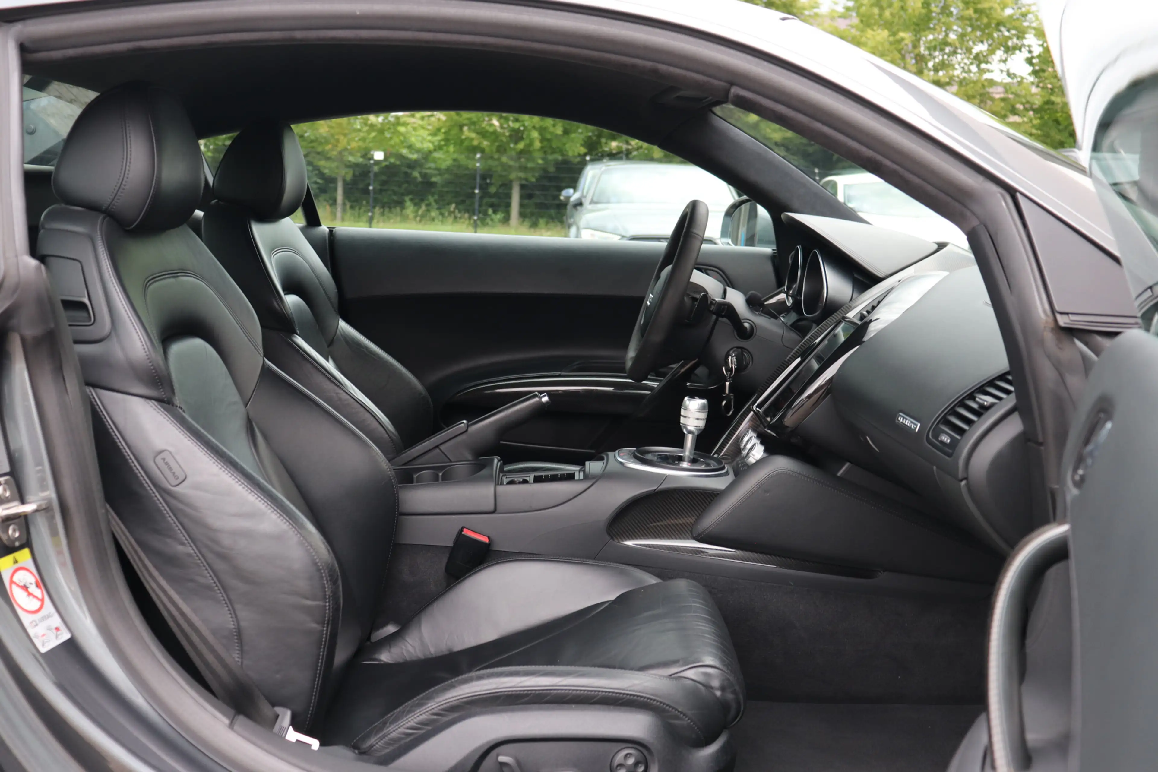 Audi R8 4.2 V8 FSI Carbon B&O Alcantara — photo 4
