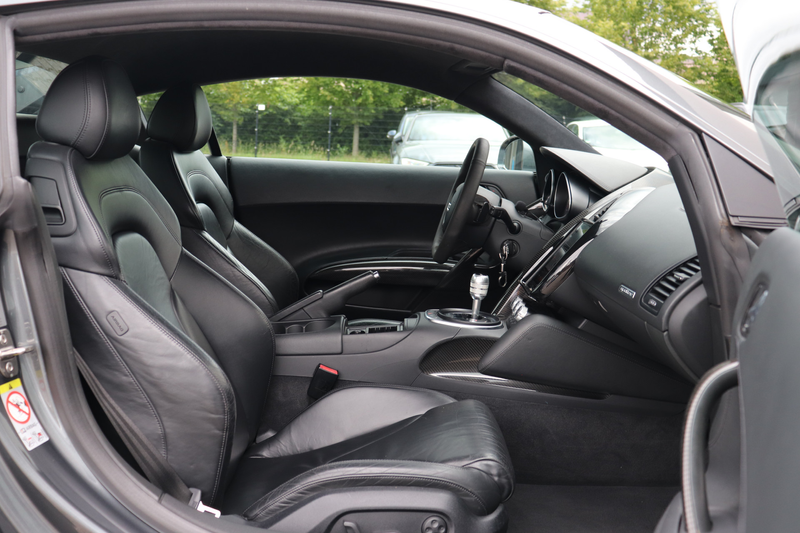 Audi R8 4.2 V8 FSI Carbon B&O Alcantara — photo 4
