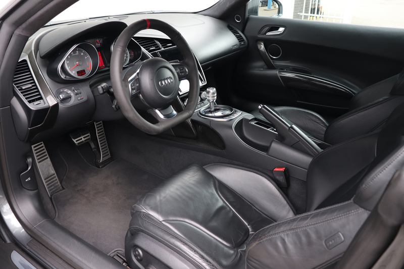 Audi R8 4.2 V8 FSI Carbon B&O Alcantara — photo 3