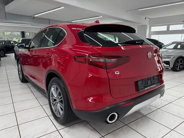 Alfa Romeo Stelvio view 2