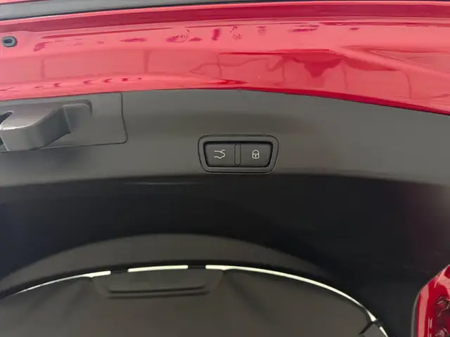 Alfa Romeo Stelvio view 12