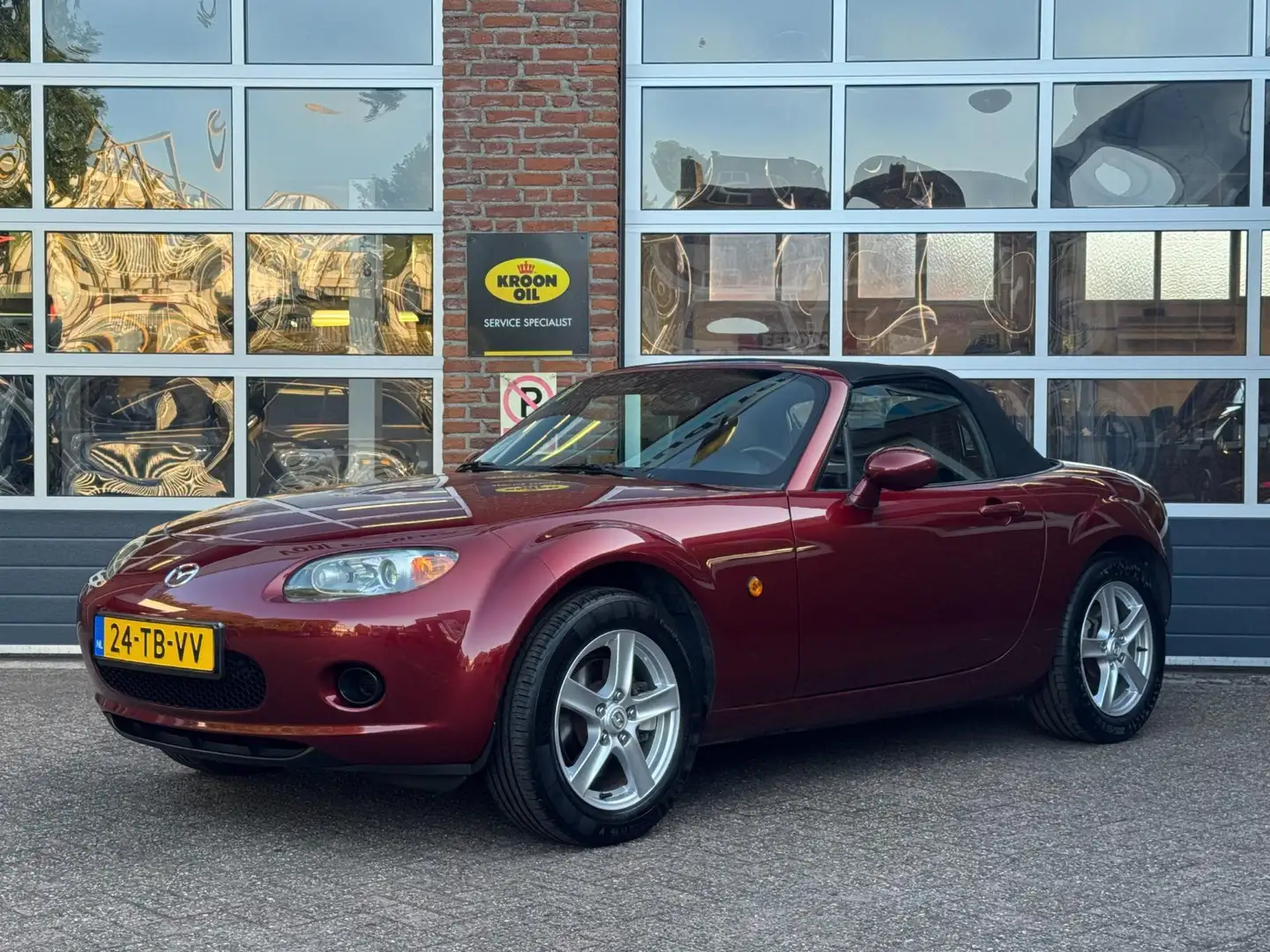 Mazda MX-5 1.8 Touring, Airco, el. ramen/spiegels, leder, NL Rood - 2