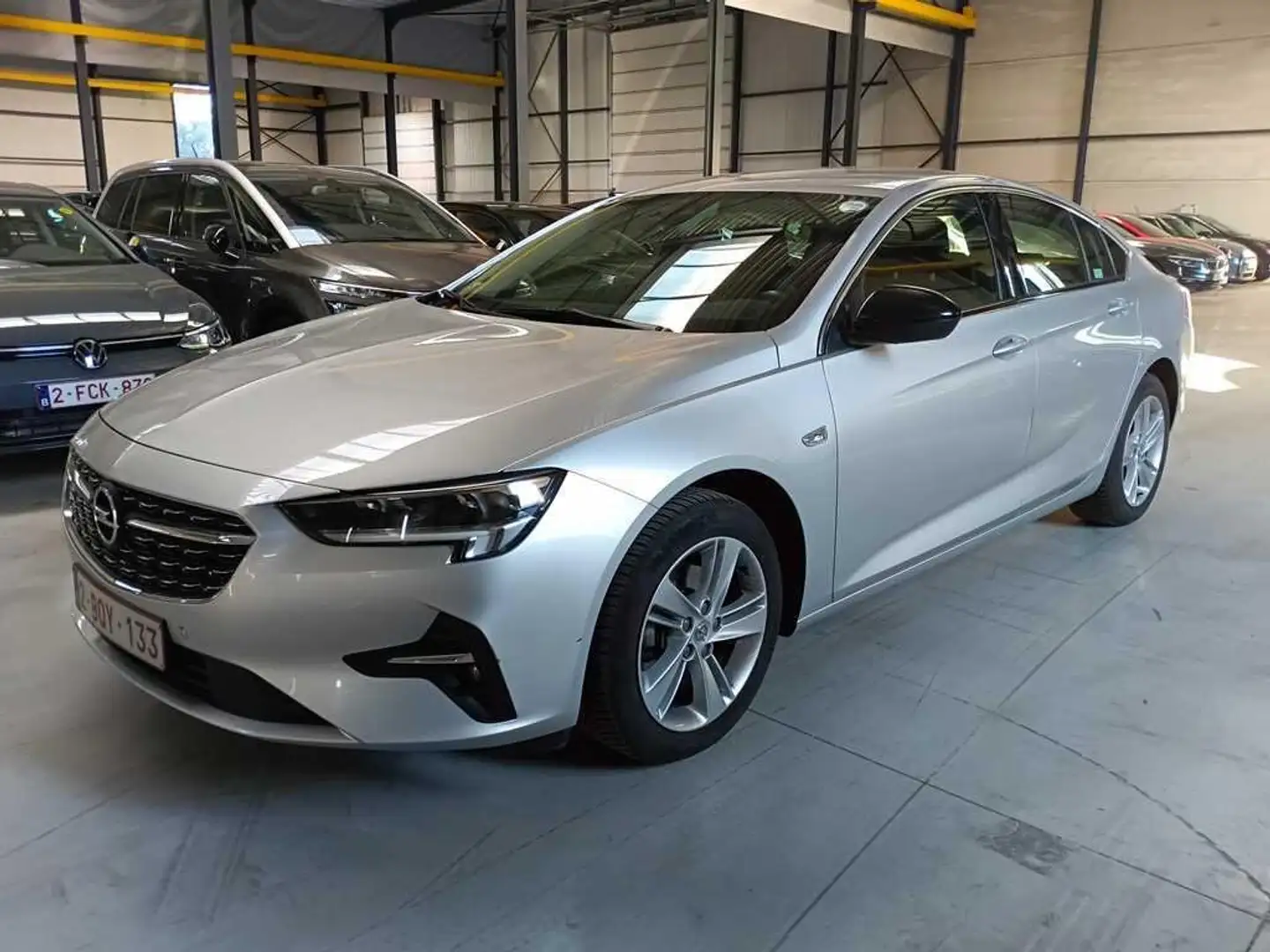 Opel Insignia 1.5 Turbo D Business Edition Zilver - 1