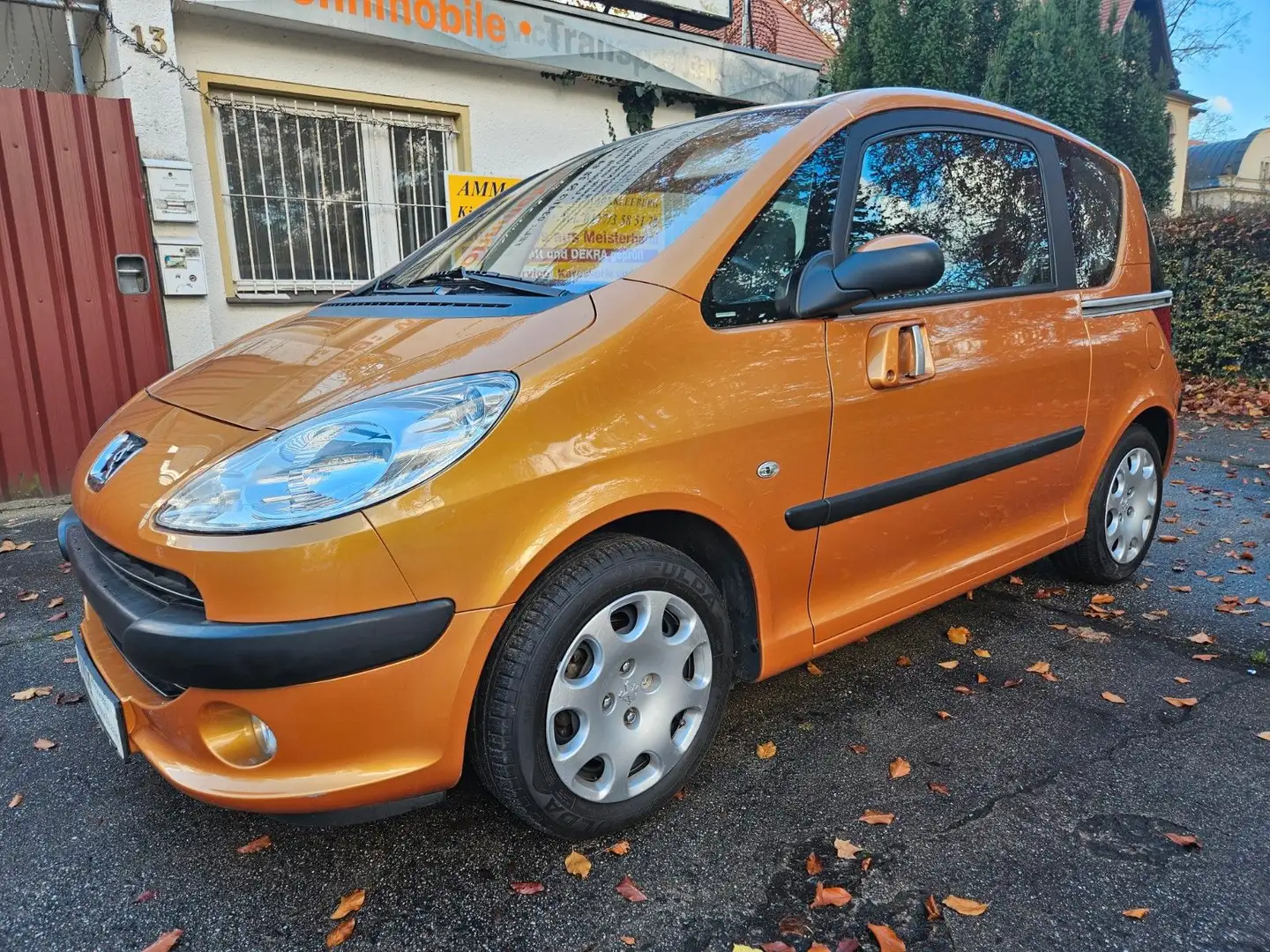 Peugeot 1007 Premium-2 elktr. Schiebet. TÜV NEU-AHZV Orange - 1