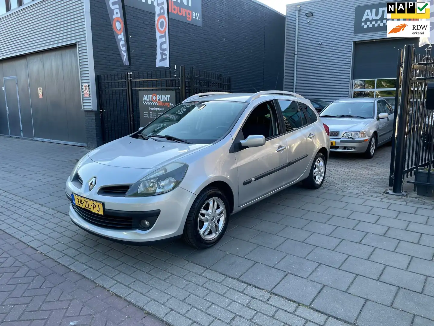 Renault Clio Estate 1.2 TCE Dynamique 2e Eigenaar! Airco NAP AP Gris - 1