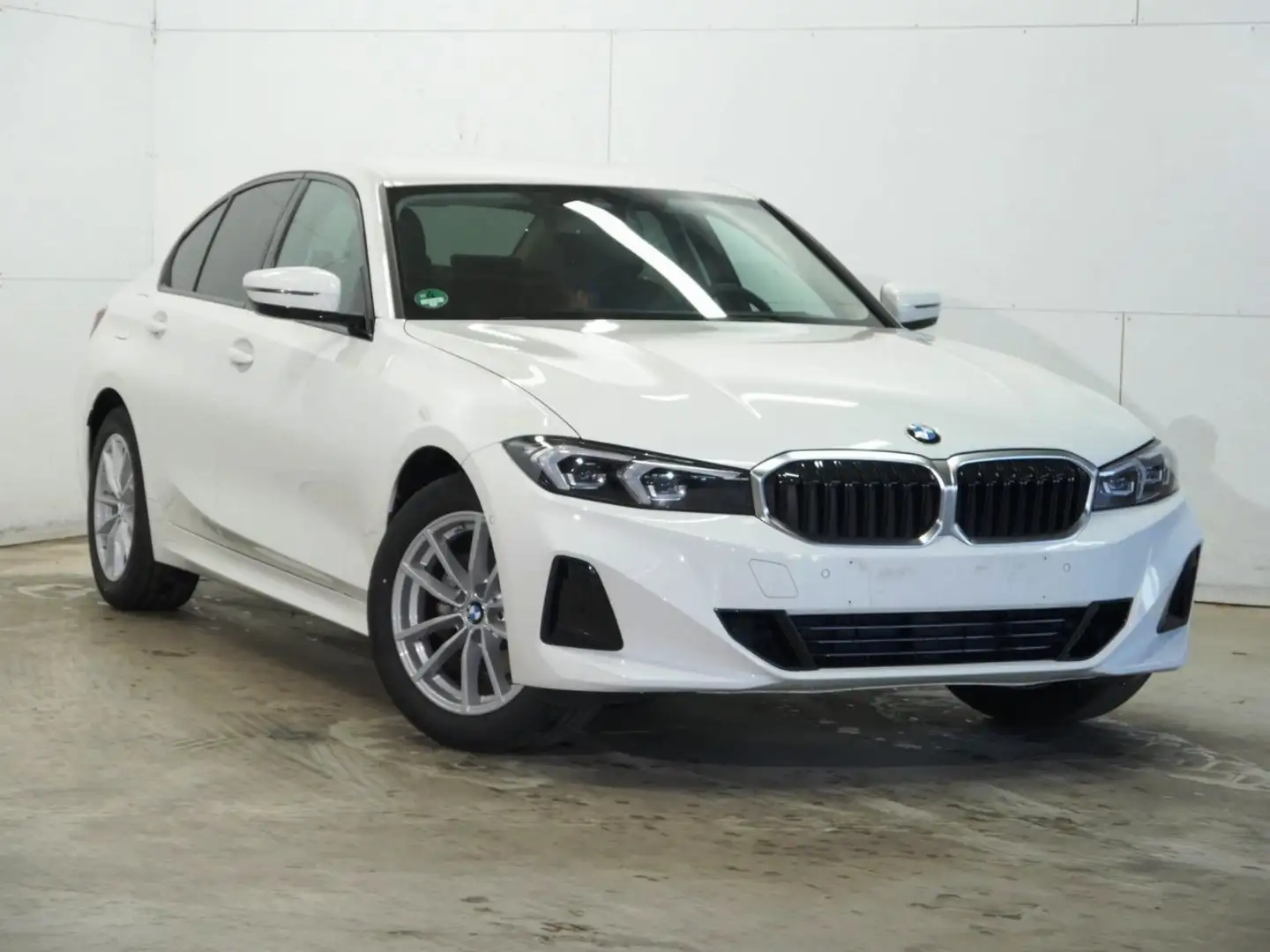 BMW 318 318i Sport+ M Shadow LiveCockpit AmbienteLicht Weiß - 2