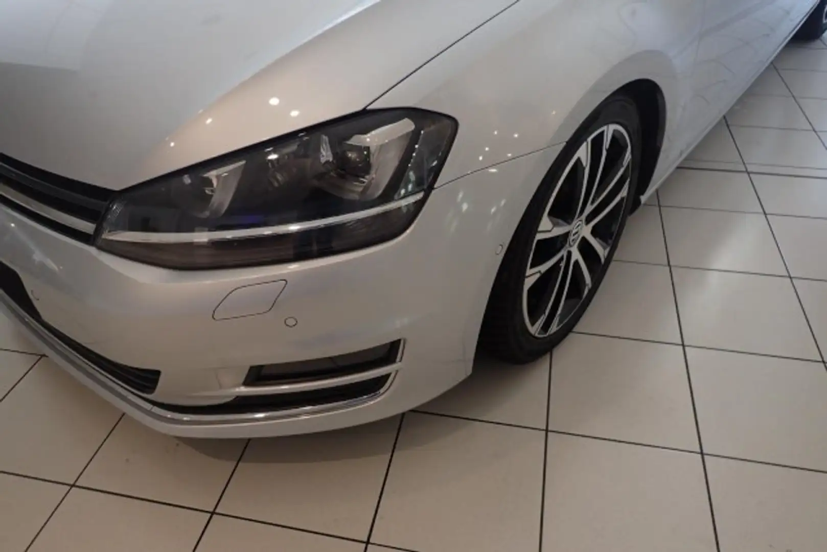 Volkswagen Golf ALLSTAR 1,2 TSI XENON NAVI BLIND-SPOT DAB+ Klima Silber - 2