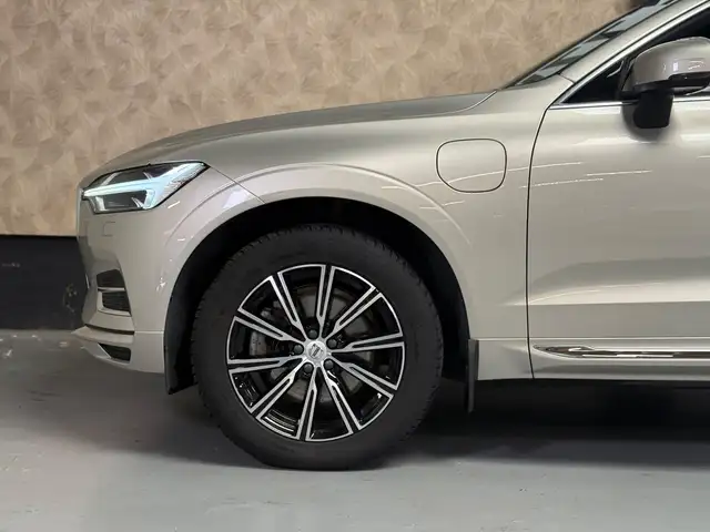 Volvo XC60 view 8