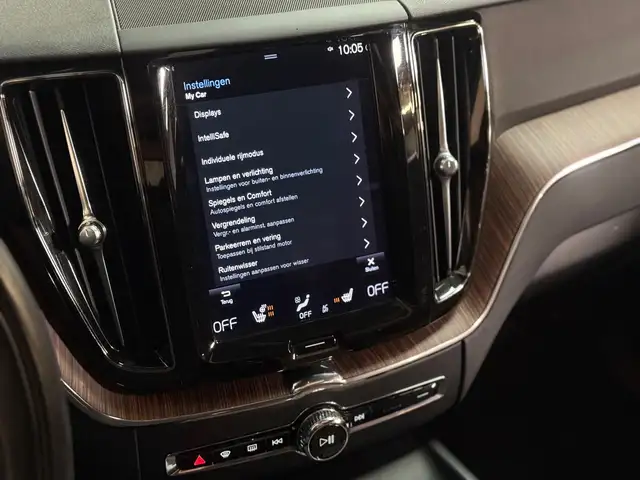 Volvo XC60 view 23
