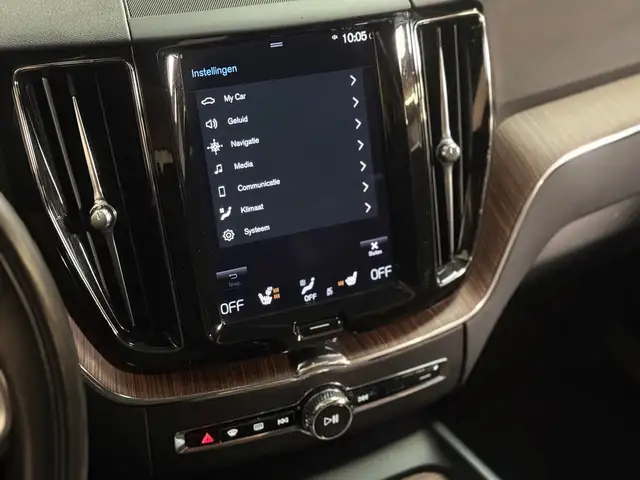 Volvo XC60 view 22