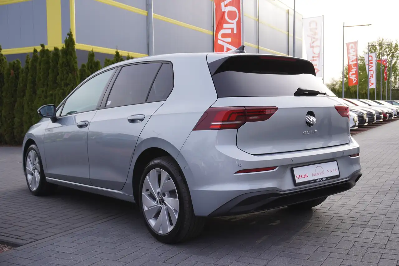 Volkswagen Golf VIII 1.5 TSI LED ACC Kamera AHK 3