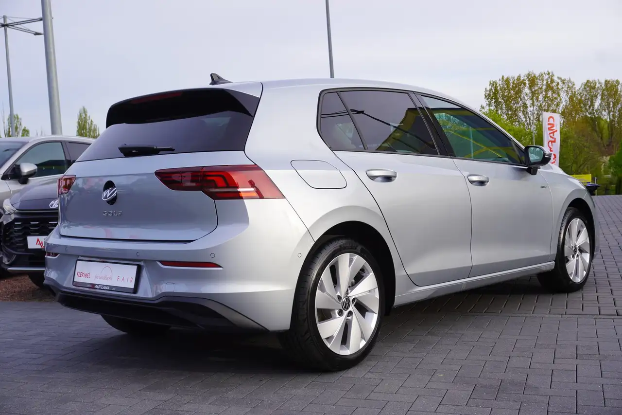 Volkswagen Golf VIII 1.5 TSI LED ACC Kamera AHK 5