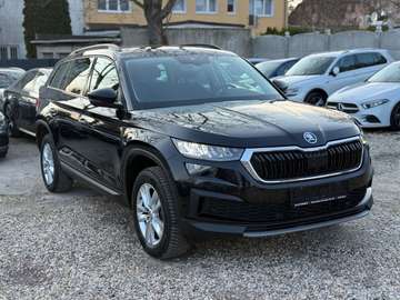 Ambition 4x4/R.Kamera/7-Sitzer/ACC/Spur