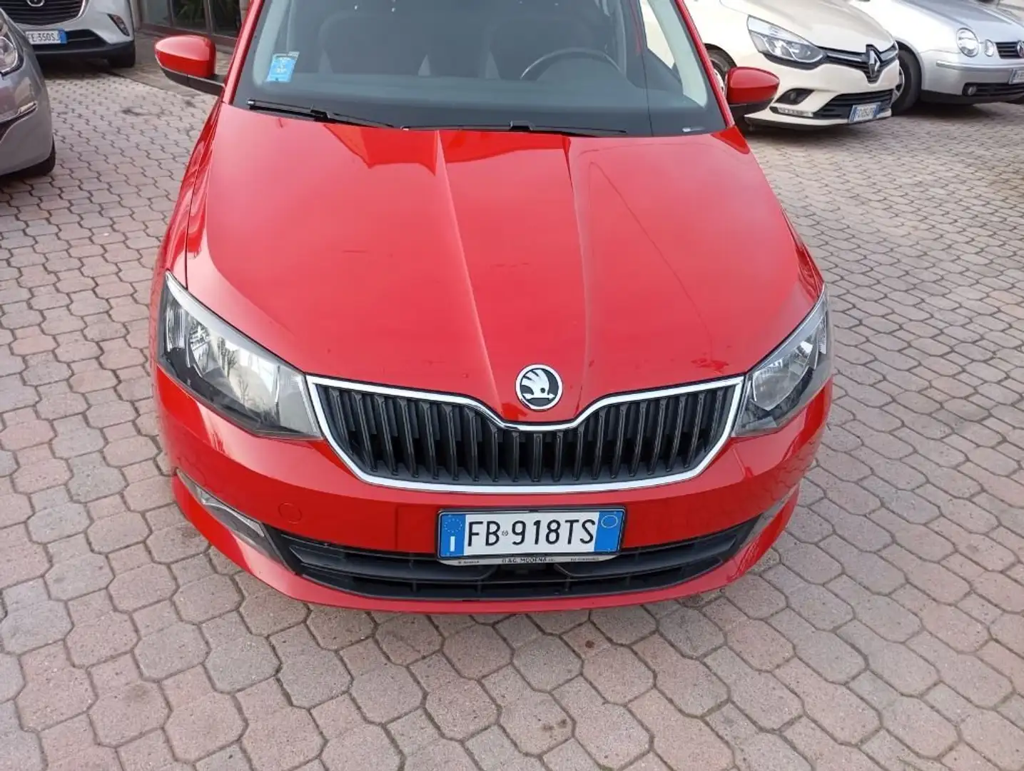 Skoda Fabia Fabia 1.2 tsi Ambition 90cv Rojo - 2