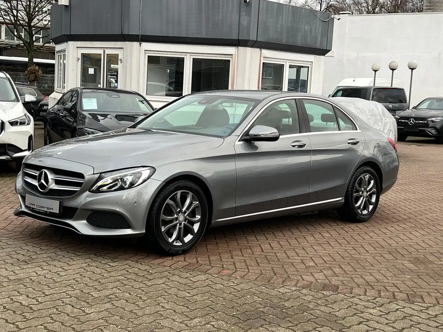 Mercedes-Benz C 180 CGI 2X AVANTGARDE NAVI LED MEMORY SHZ PTS Grau - 1