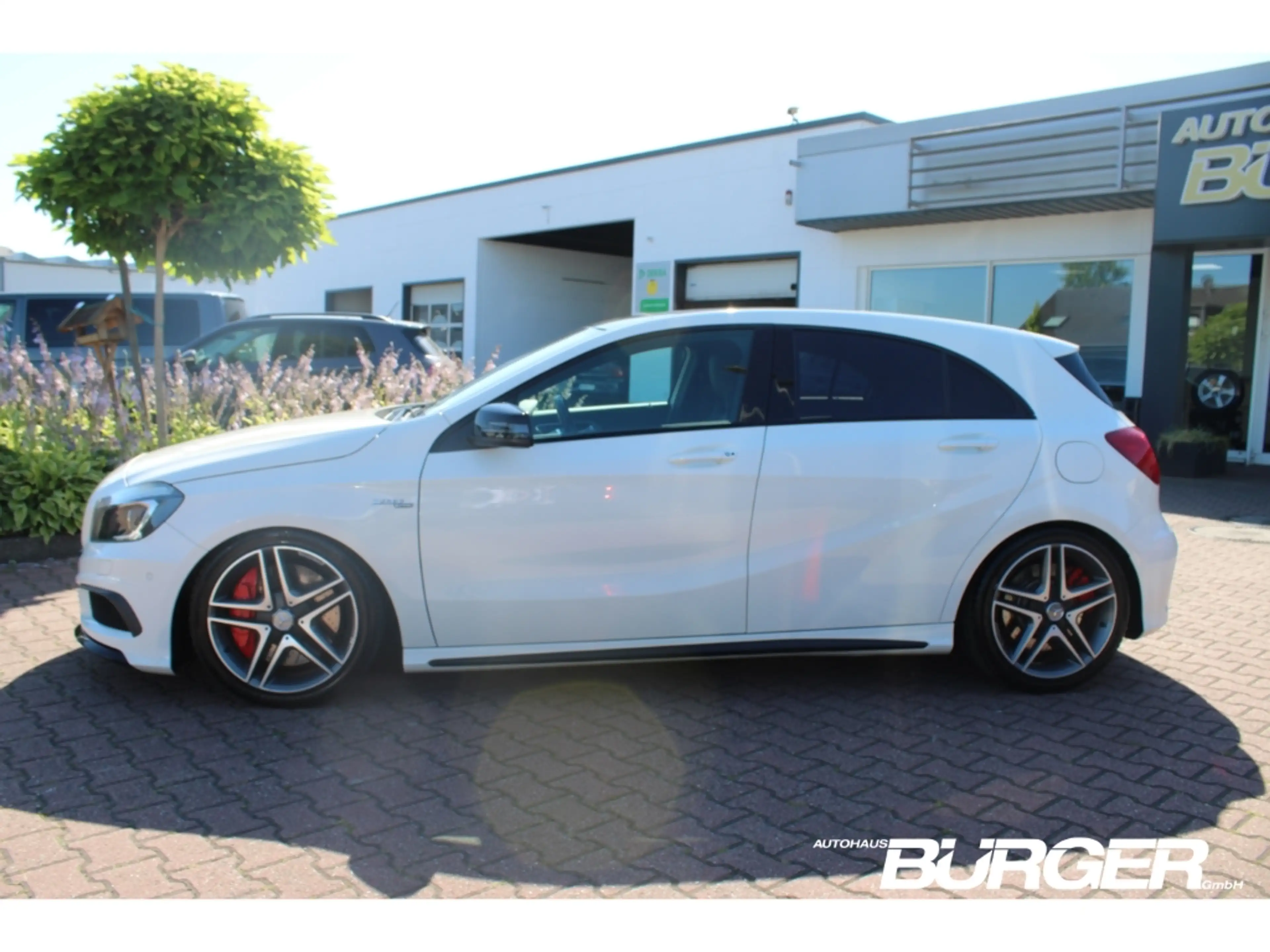 Mercedes-Benz A 45 AMG 4Matic ACC Pano Leder SithHZG Bi Xenon Night Paket — photo 9