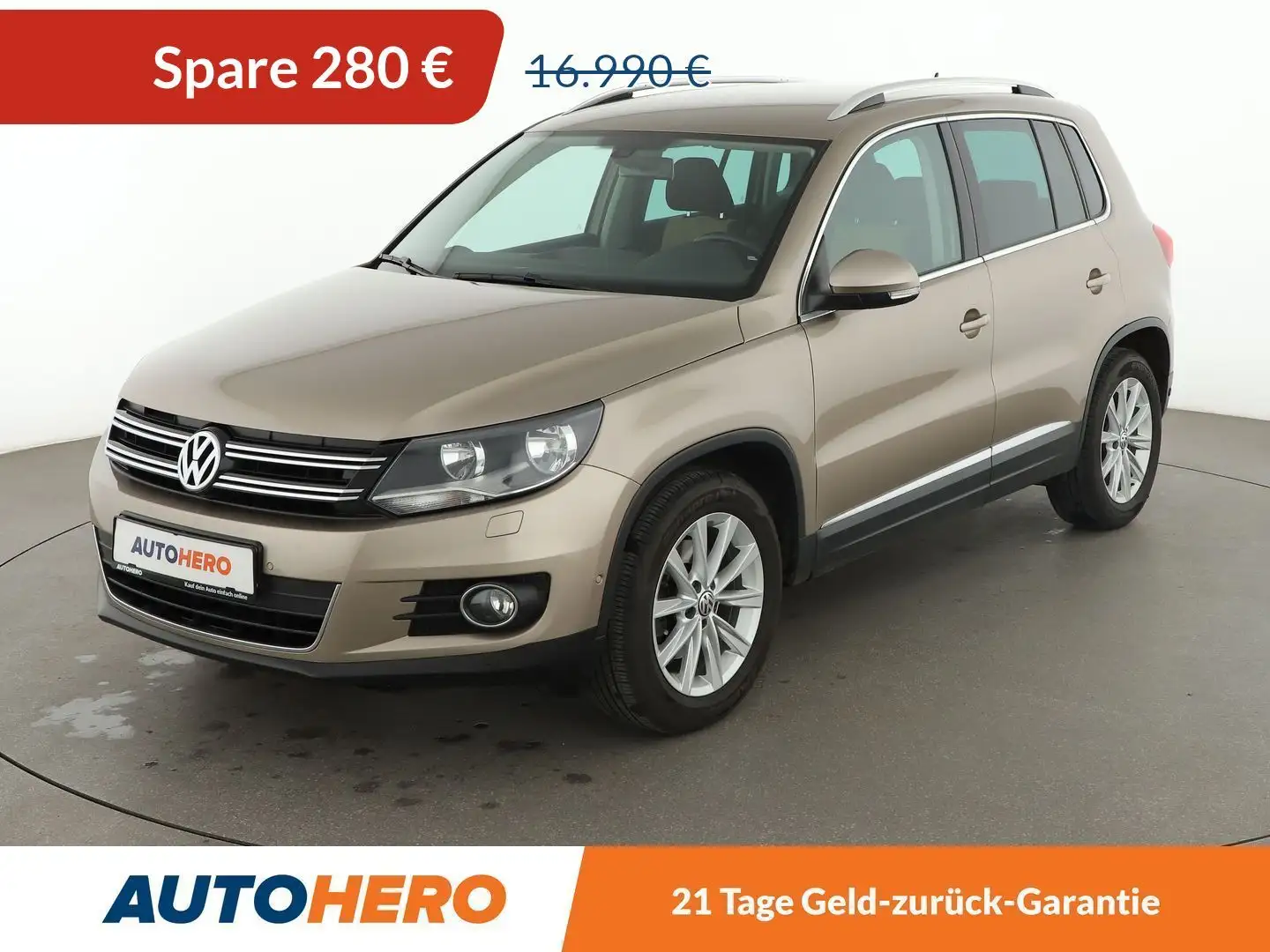 Volkswagen Tiguan 1.4 TSI Sport & Style BMT Aut.*AHK*PDC*SHZ*TEMPO* Beige - 1