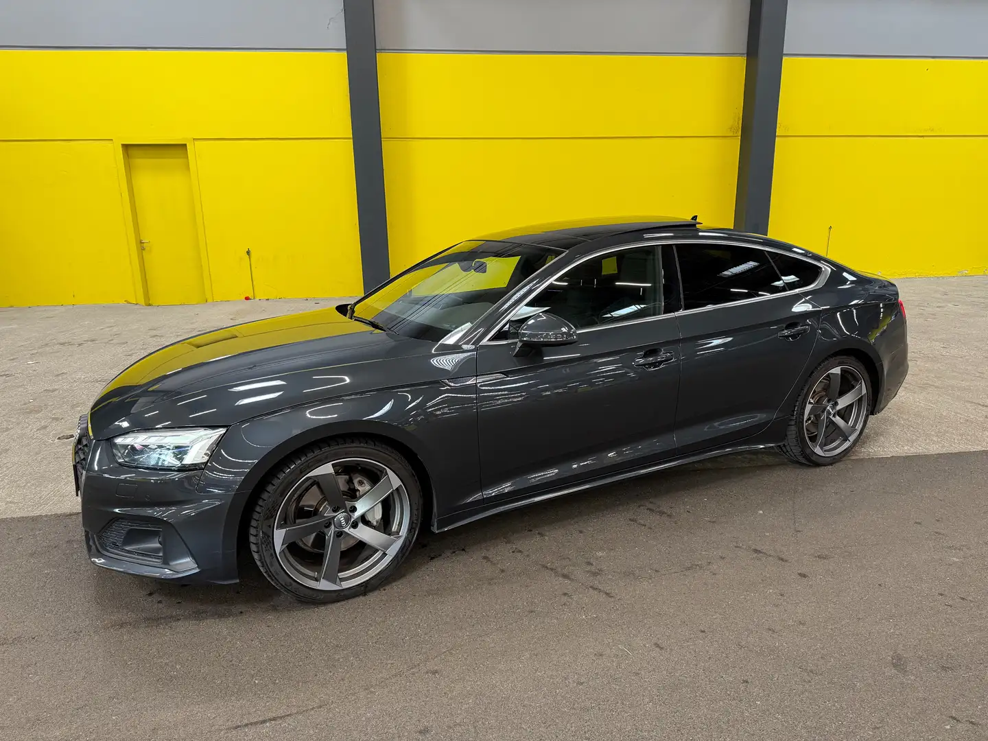 Audi A5 SB 40 TDI S-Line advanced I Pano, ACC, Massage Grau - 2