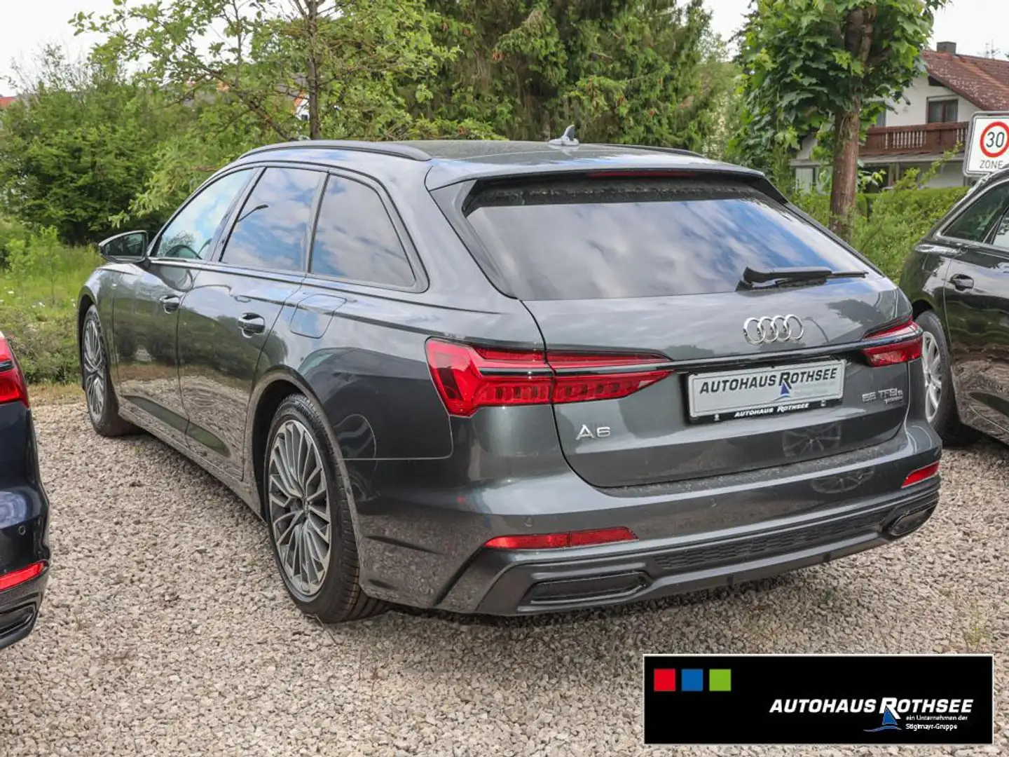 Audi A6 Avant sport S-line 55 TFSIe quattro AHK+B&O Grau - 2