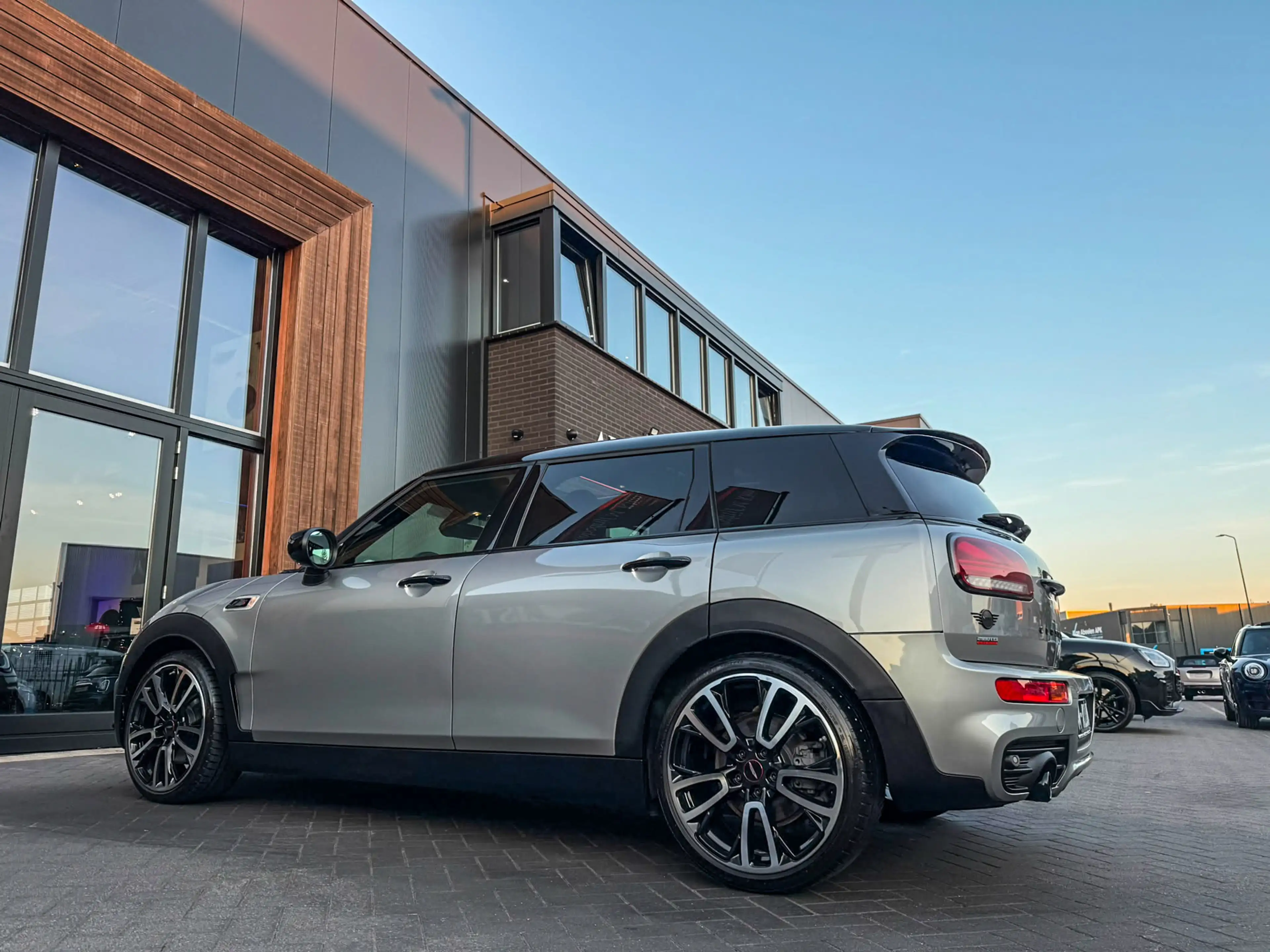 MINI Cooper S Clubman 2.0 John Cooper Works F1 aut/Camera/Memory/Hk/Pano — photo 15