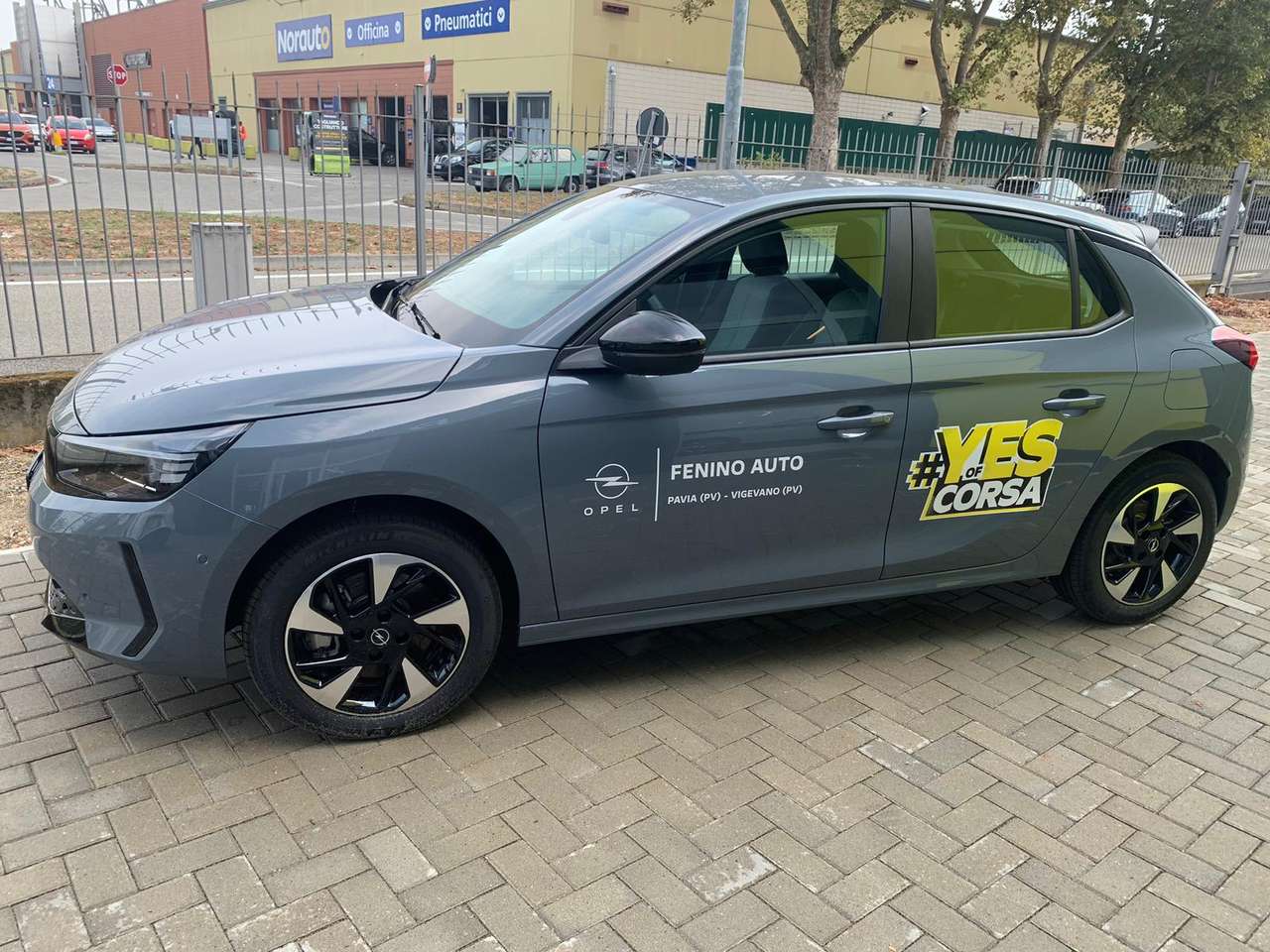 Opel Corsa-e full electric 136cv *easy drive* veicolo demo km0