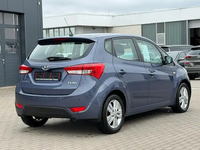 Hyundai Ix20 view 8