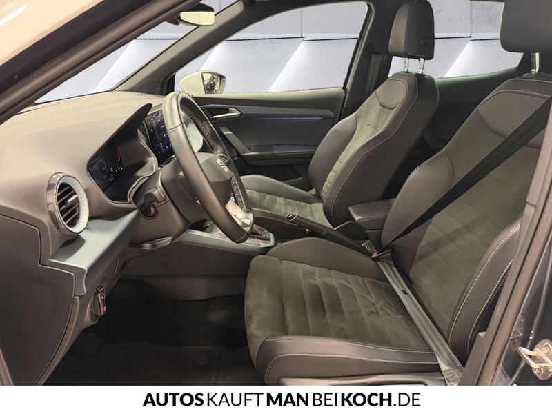 SEAT Arona 1.0 TSI Xperience DSG NAVI LED AHK SHZ — photo 7