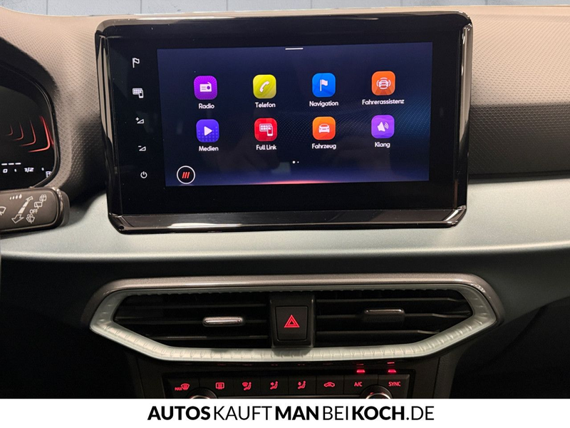 SEAT Arona 1.0 TSI Xperience DSG NAVI LED AHK SHZ — photo 13