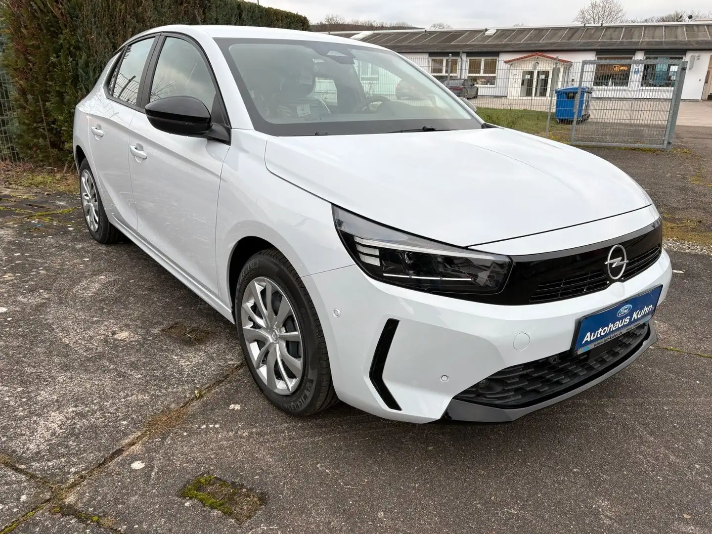 Opel Corsa 1.2 Edition,Automatik,101PS,MT6,Navi,Kamera,WP, Weiß - 1
