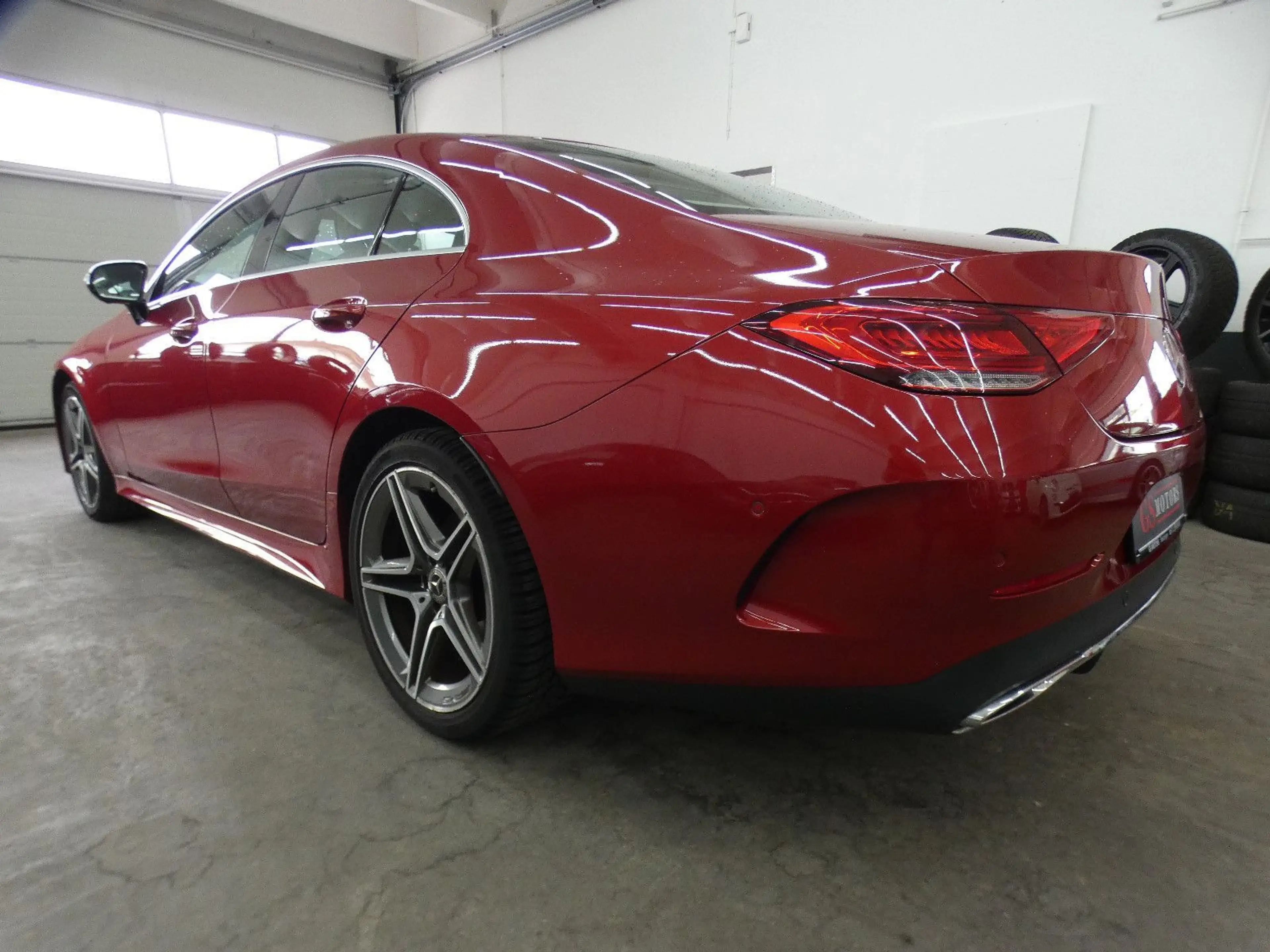 Mercedes-Benz CLS 300 d AMG*LED*COMAND*AMBIENTE*360°CAM — photo 5