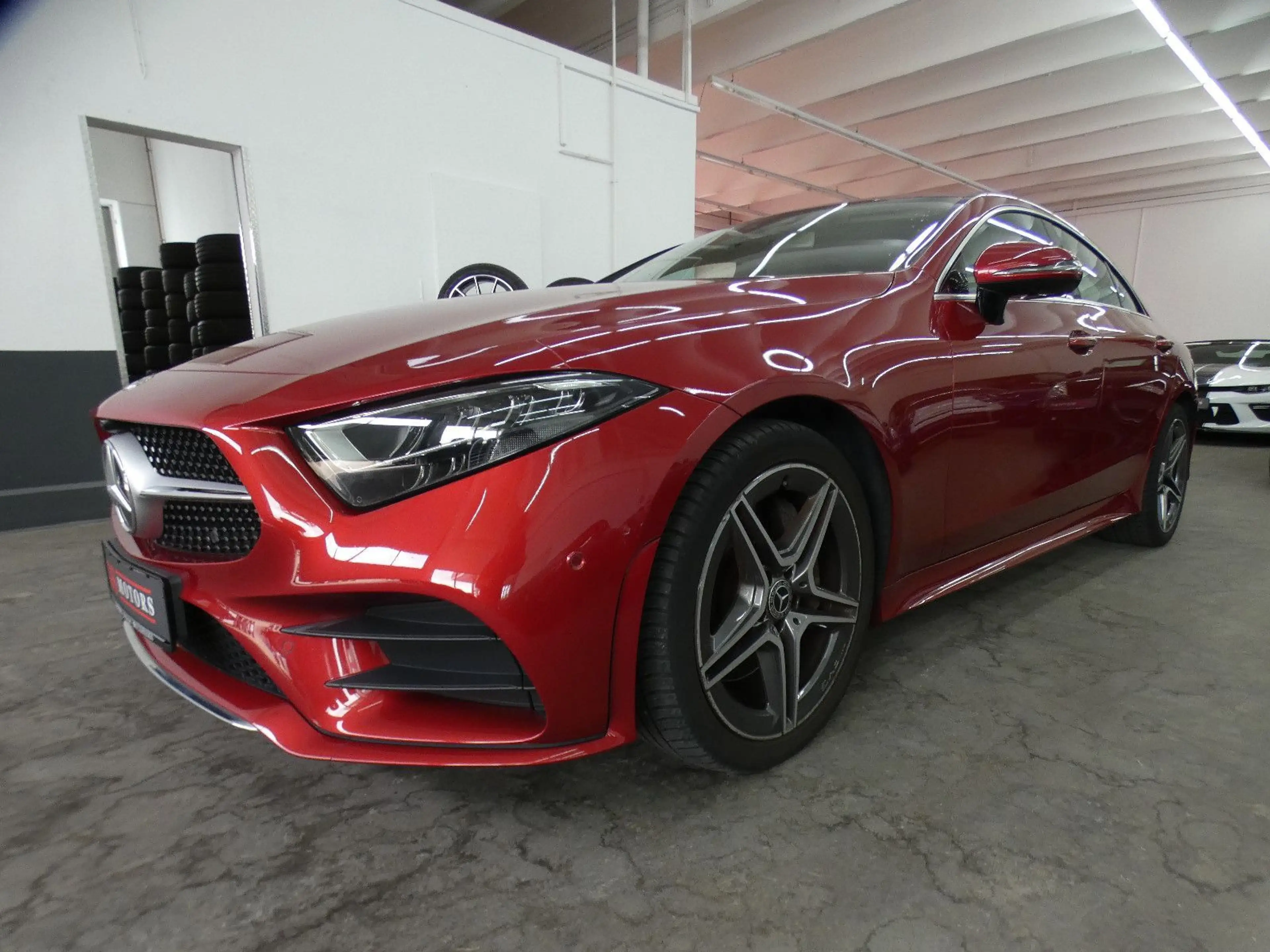 Mercedes-Benz CLS 300 d AMG*LED*COMAND*AMBIENTE*360°CAM — photo 3