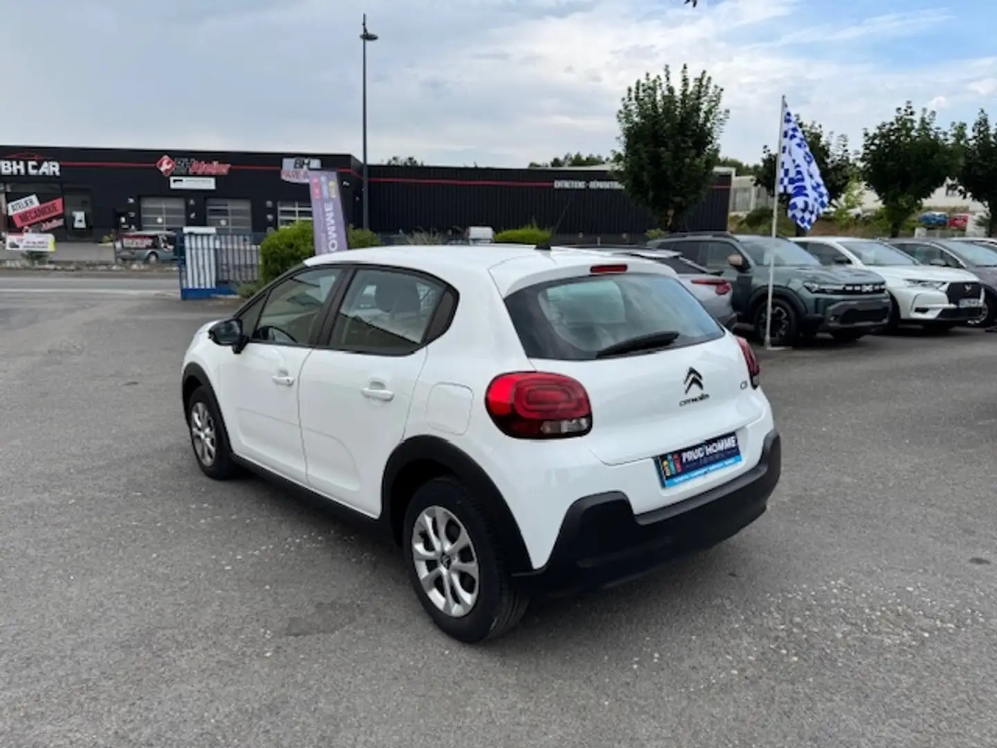 Citroen C3 1.5 BLUEHDI 100CH S\u0026S FEEL Blanc - 2