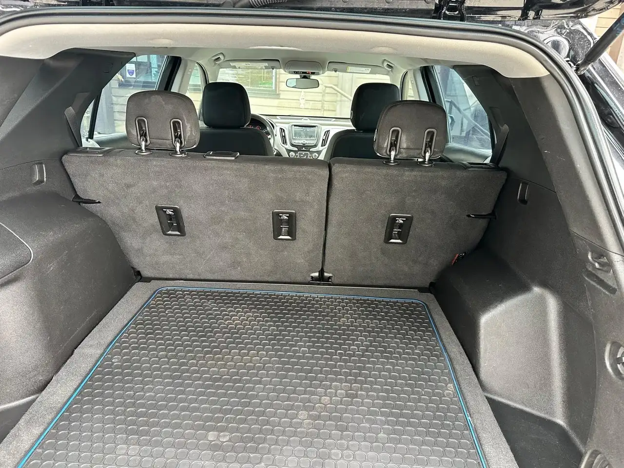 Chevrolet Equinox снимка Chevrolet Equinox