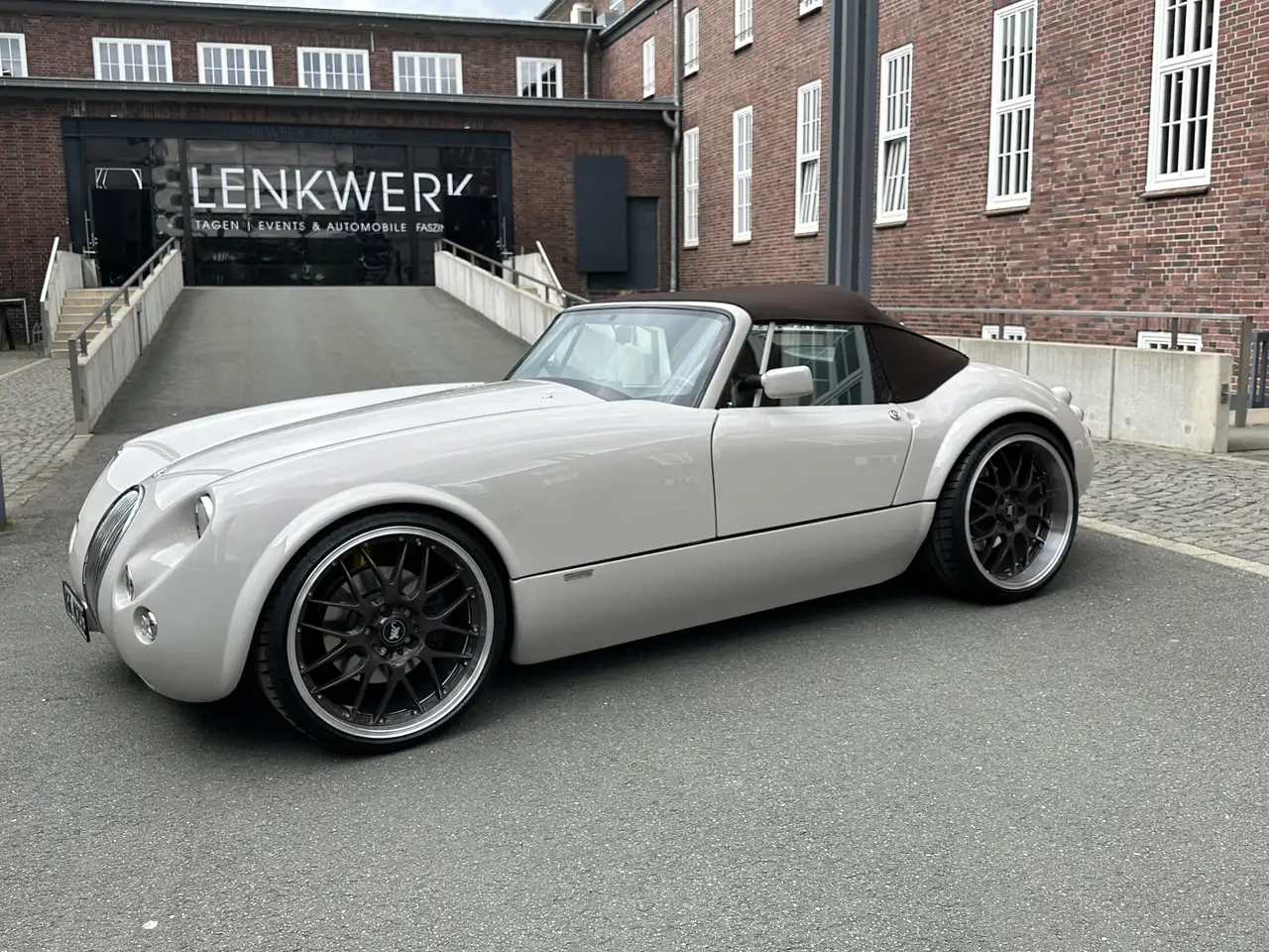 Wiesmann MF 3