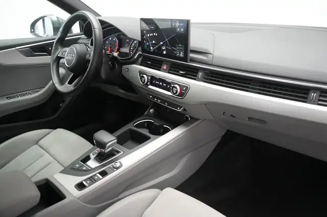 Audi A5 view 11