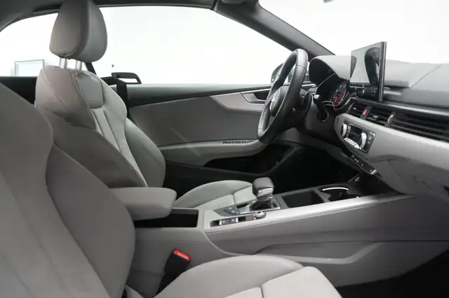 Audi A5 view 10