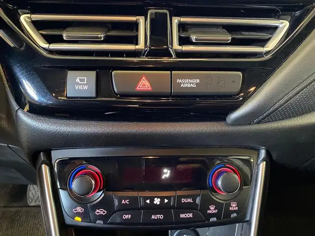Suzuki SX4 S-Cross view 11