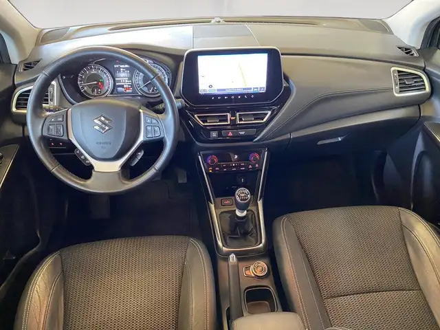 Suzuki SX4 S-Cross view 6