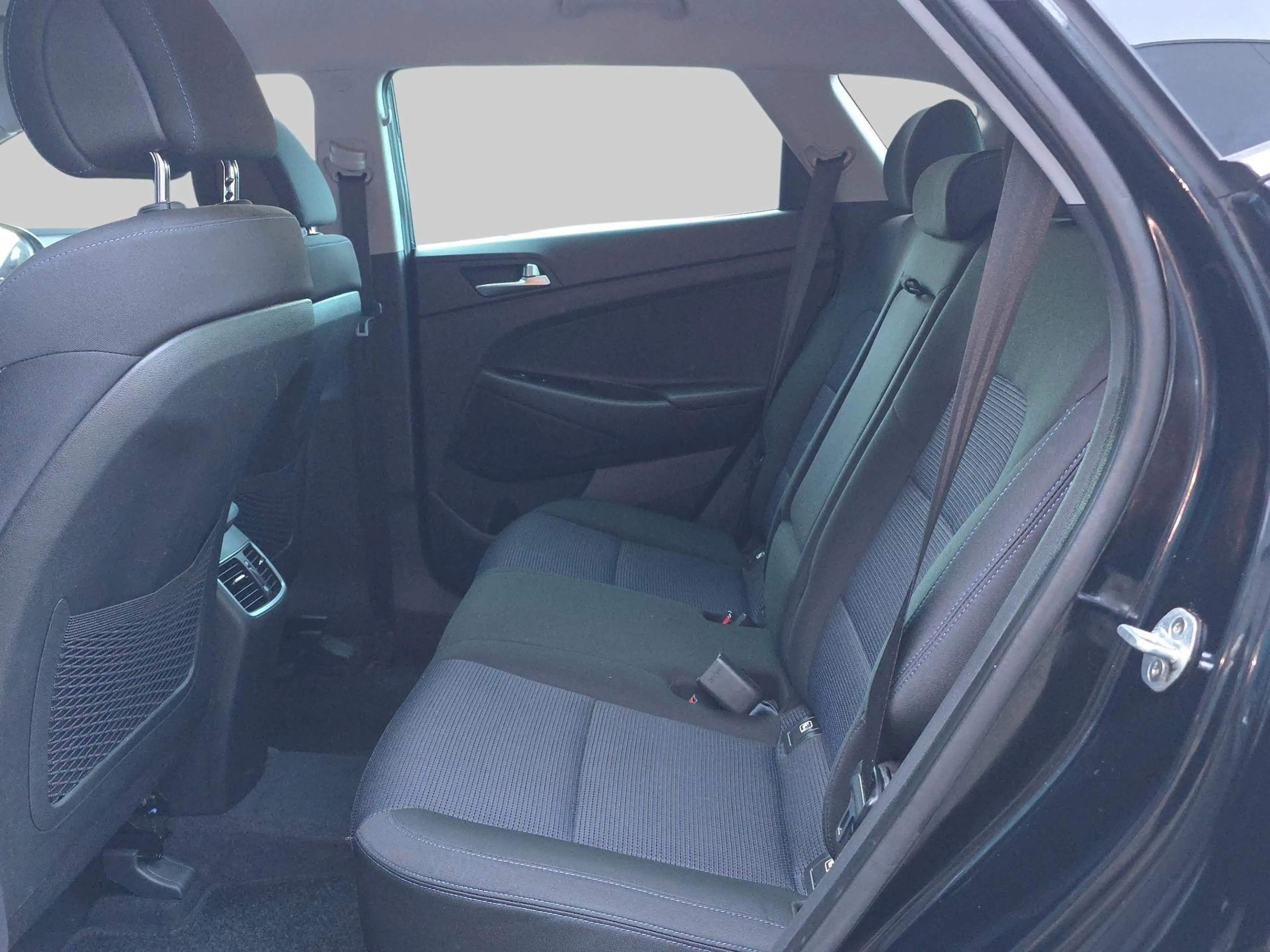 Hyundai TUCSON 1.6 GDi Comfort | Trekhaak | Stoelverwarming | Car — photo 6