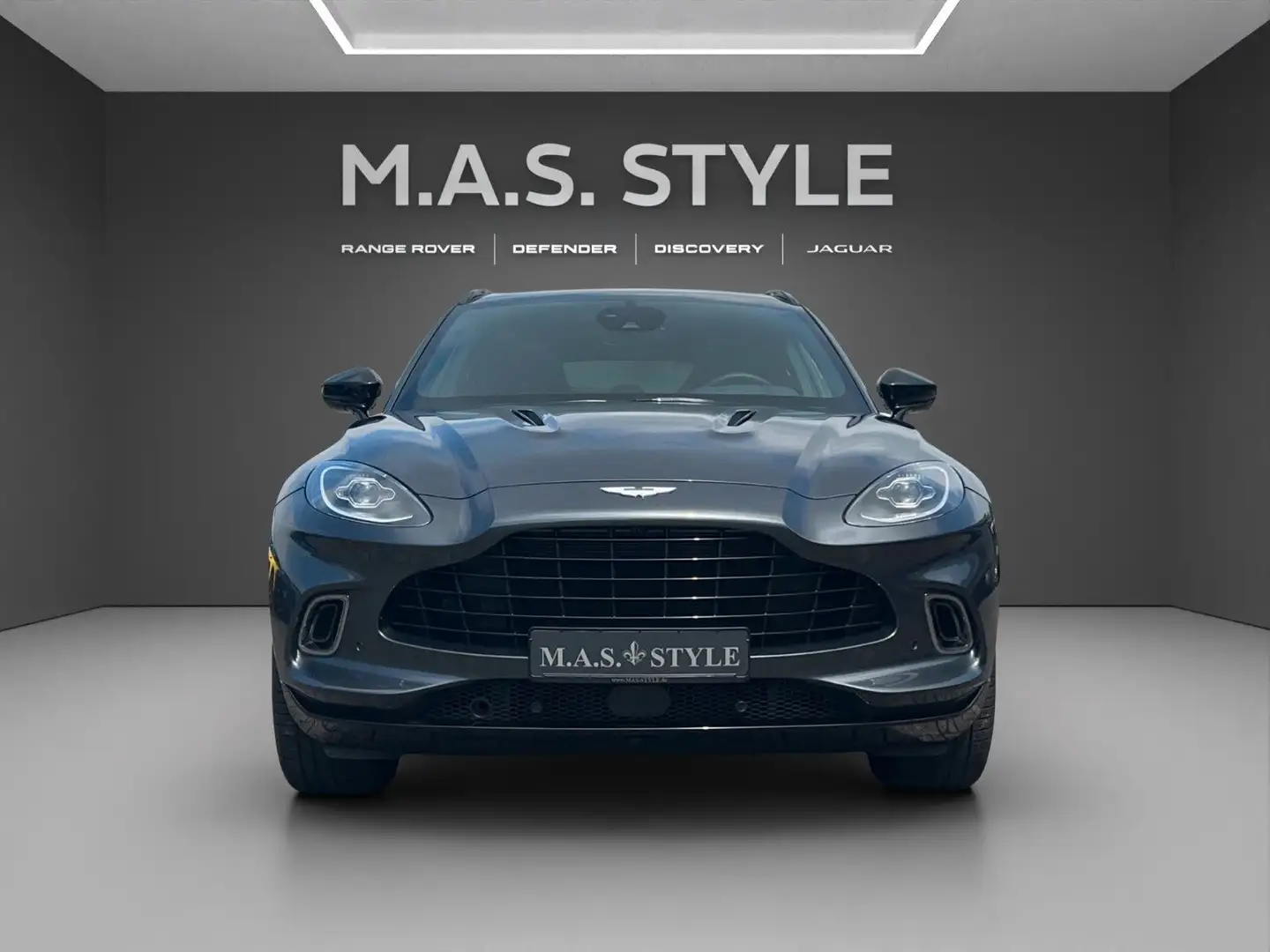 Aston Martin DBX Inspire Comfort, elektr. Anhängerkupplung Grau - 2