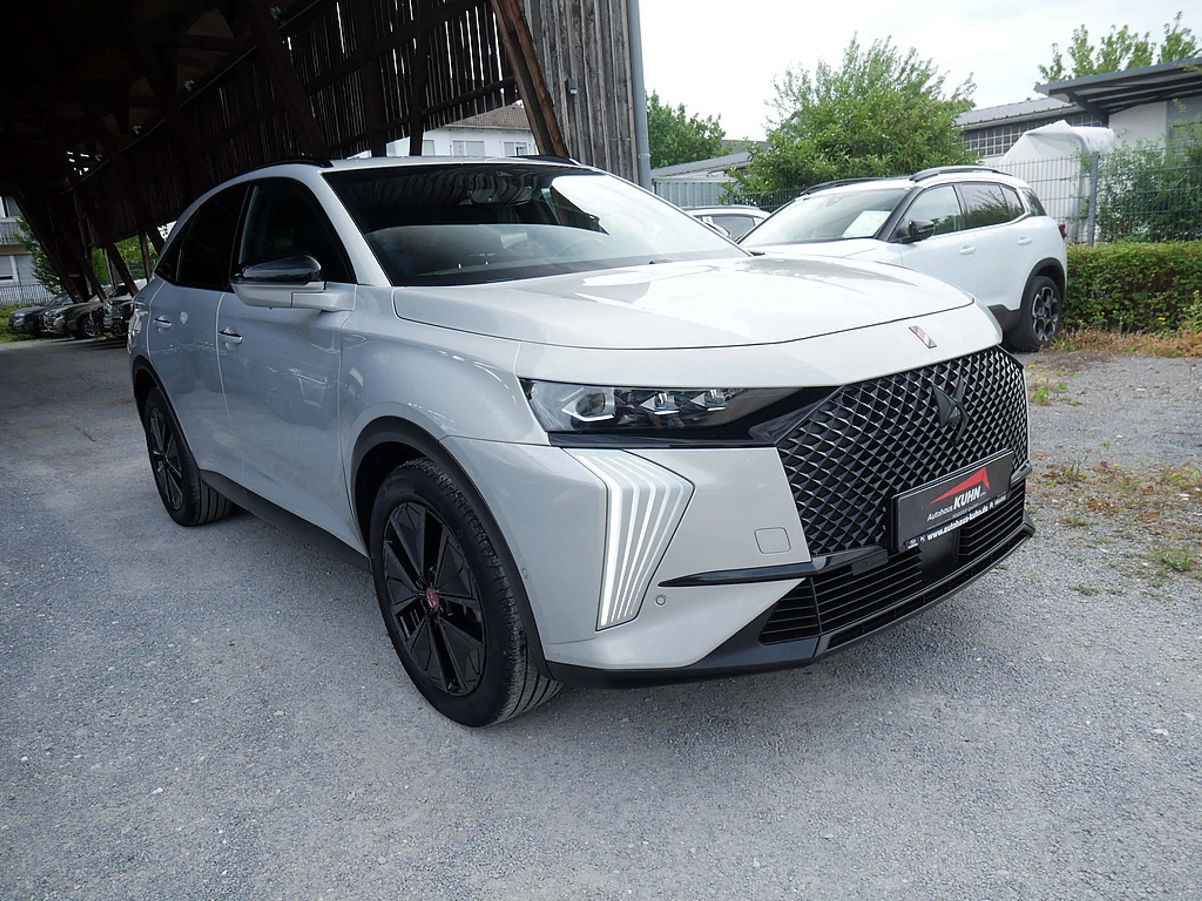 DS Automobiles DS 7 Crossback Performance Line+ BlueHDi 130 — photo 3