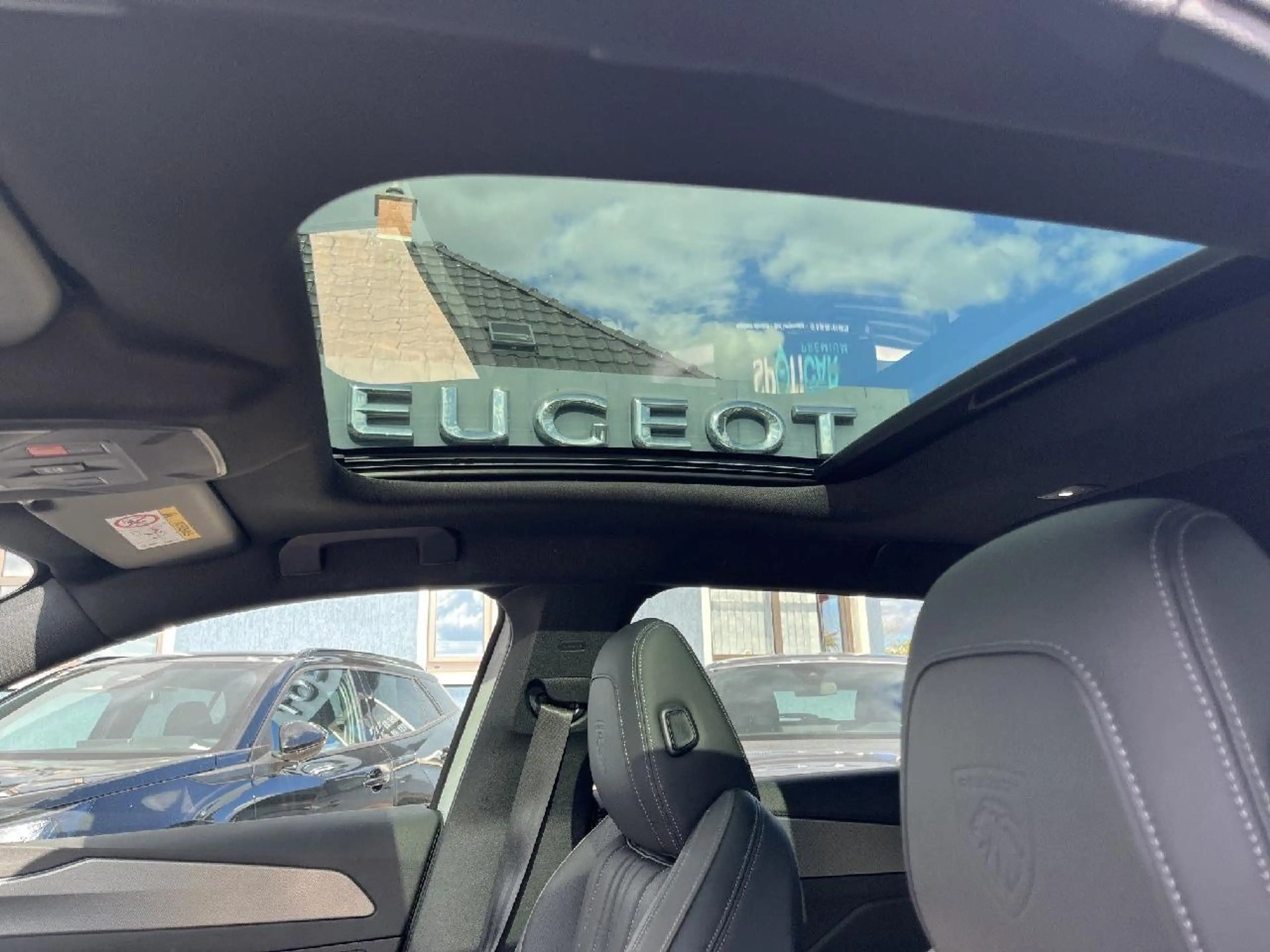 Peugeot 408 408 GT Hybrid 225 +Vollleder+FOCAL+SDach+NightVi — photo 12
