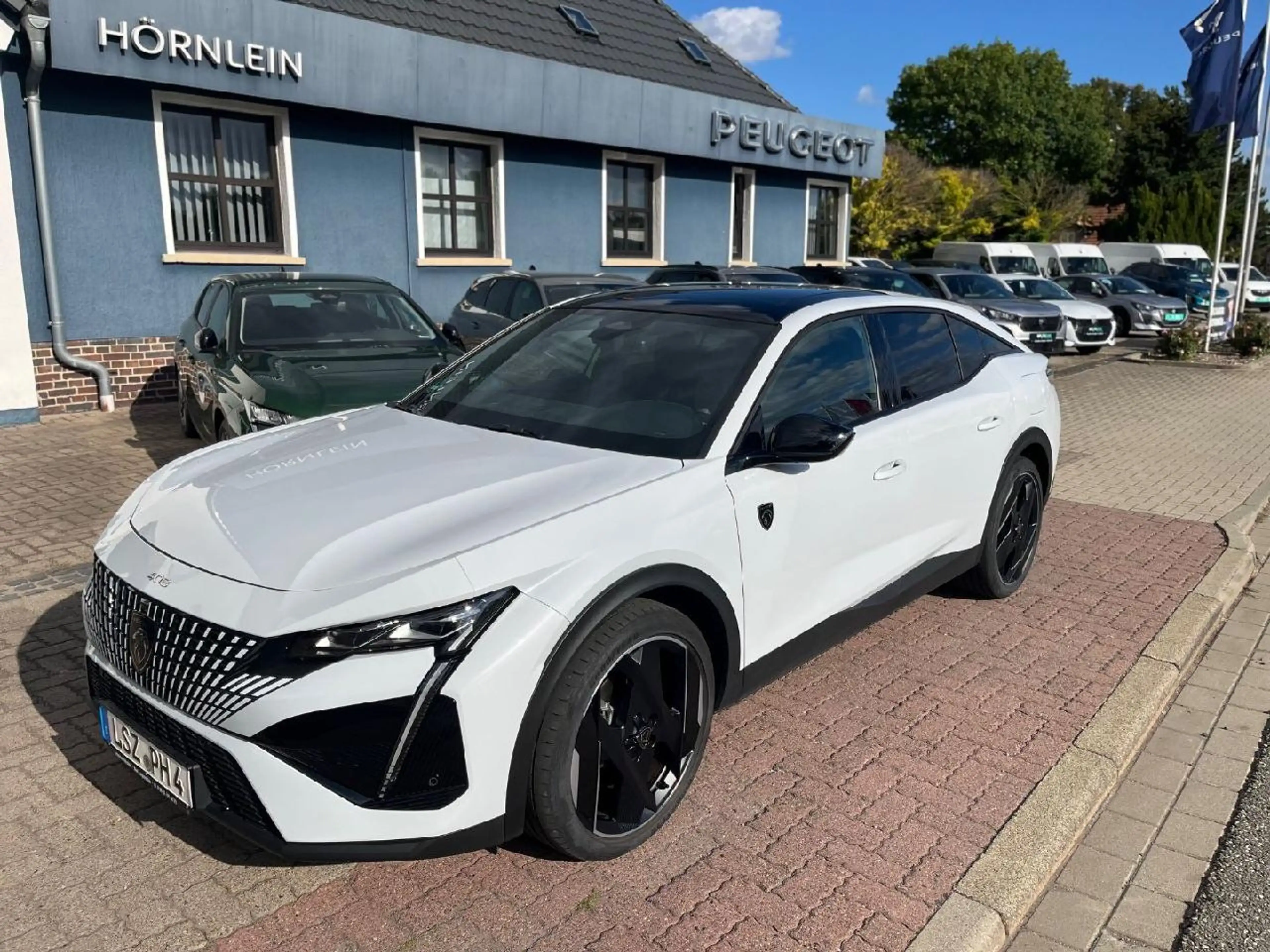 Peugeot 408 408 GT Hybrid 225 +Vollleder+FOCAL+SDach+NightVi