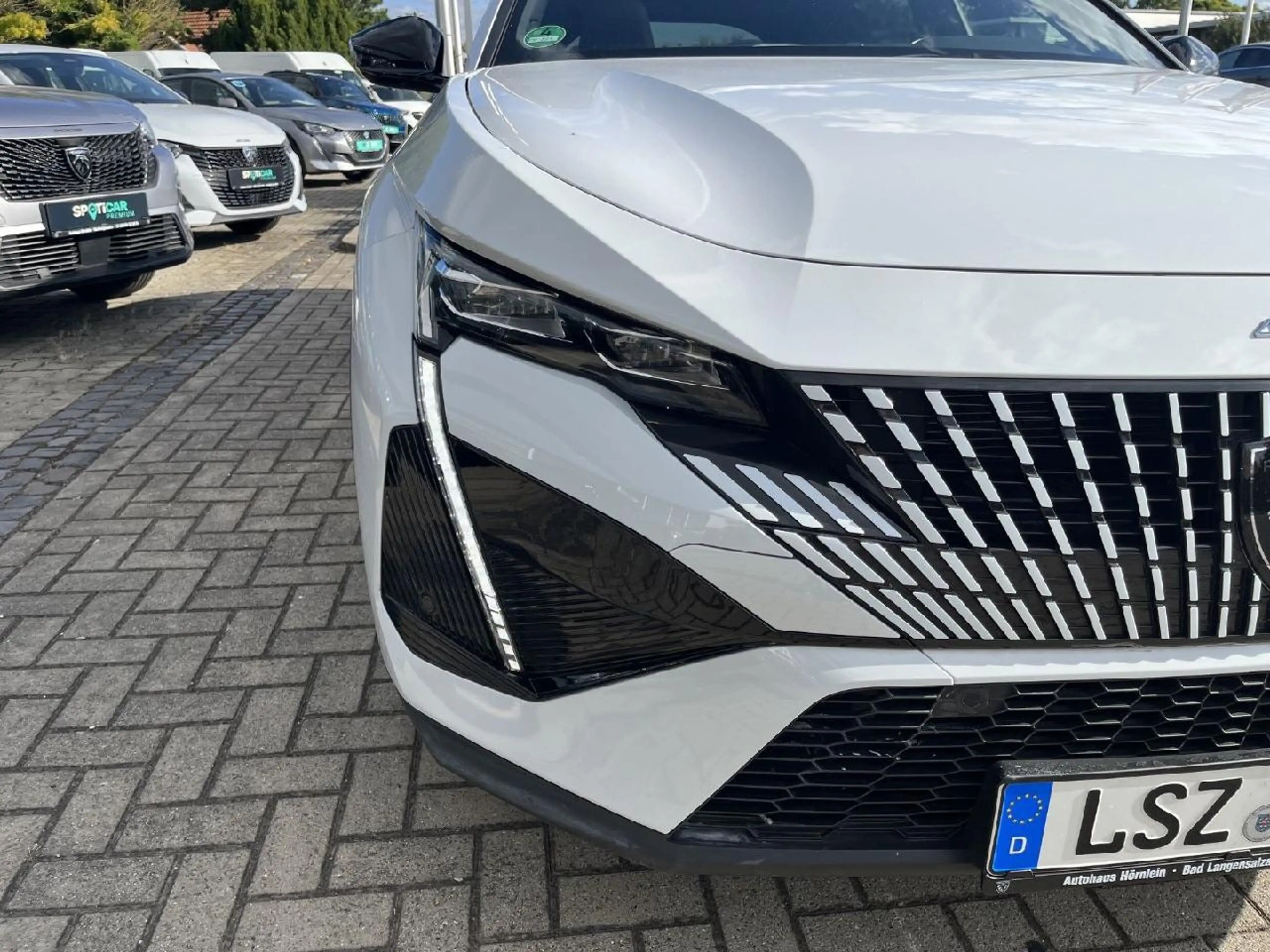 Peugeot 408 408 GT Hybrid 225 +Vollleder+FOCAL+SDach+NightVi — photo 15