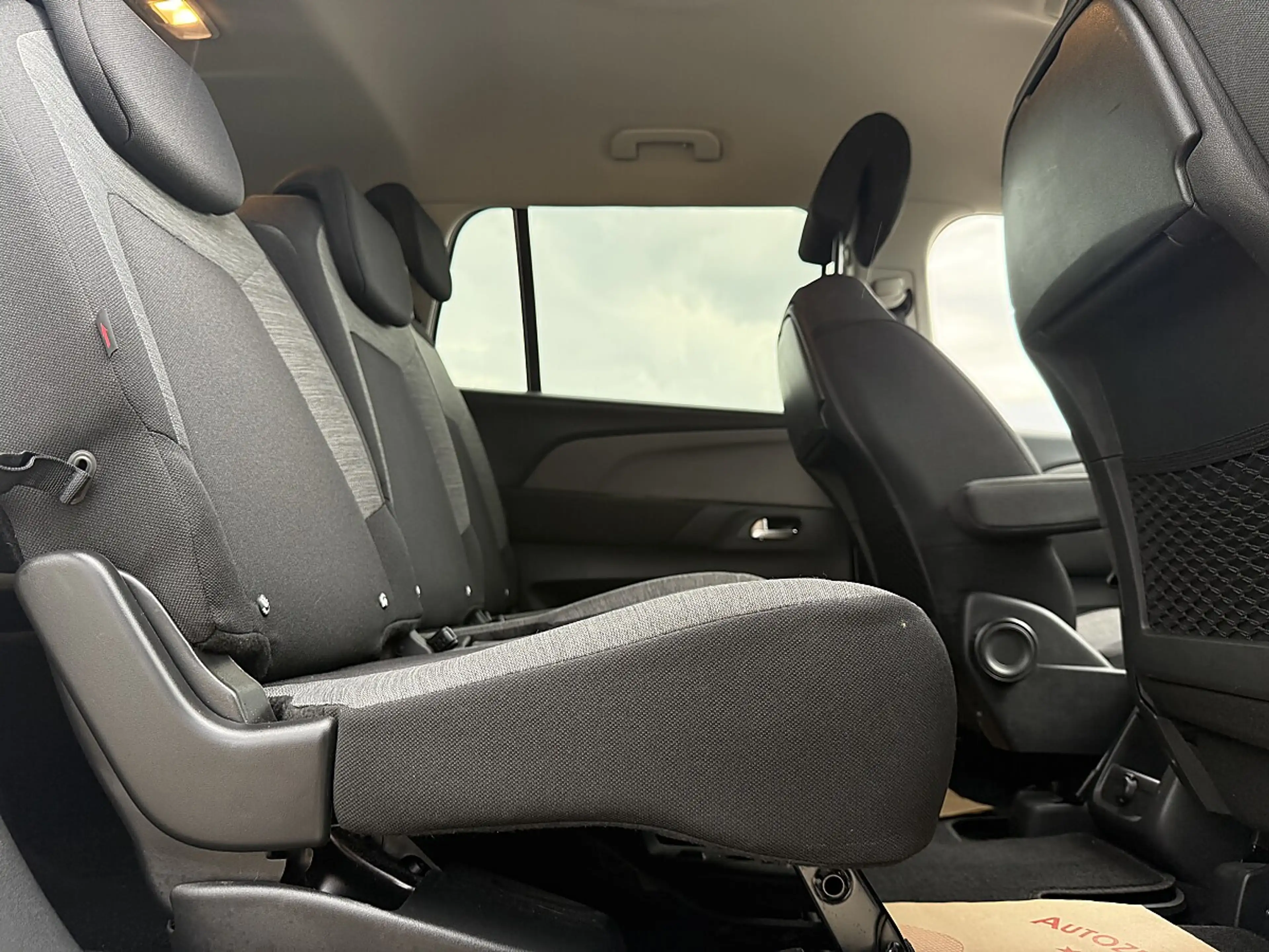 Citroen C4 SpaceTourer C4 Spacetourer Grand Spacetourer **7Sitzer** — photo 12