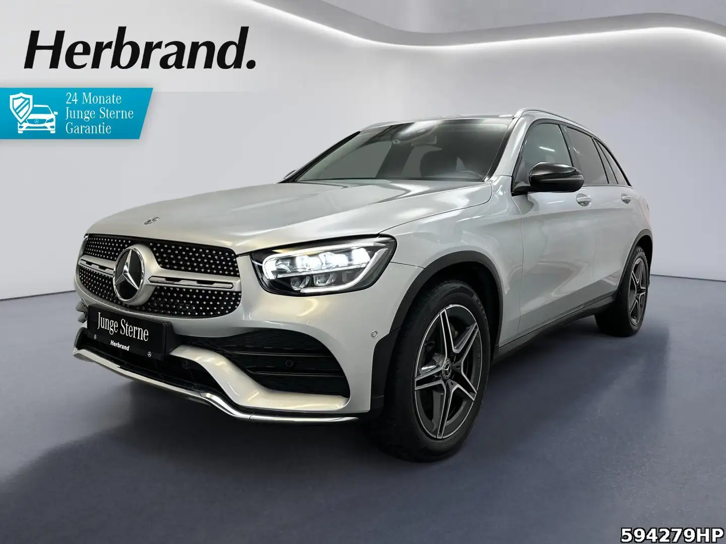 Mercedes-Benz GLC 200 4M AMG Line LED Kamera CarPlay Sound 19" Silber - 1
