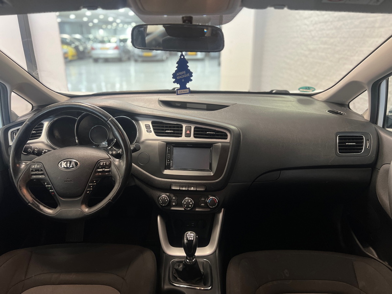 Kia Ceed / cee'd 1.6 GDI 20th Anniversary | Carplay |Cruise | 135pk — photo 11